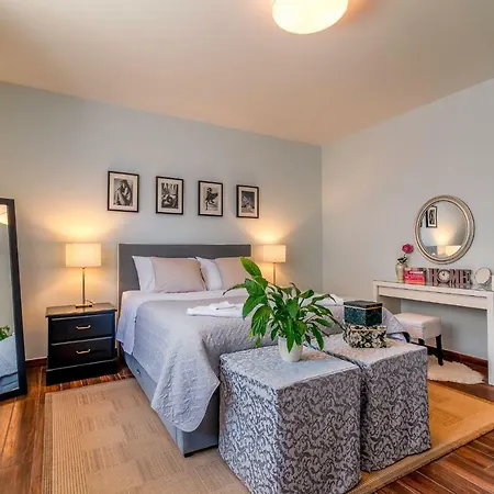 Adriatic Apartamento *