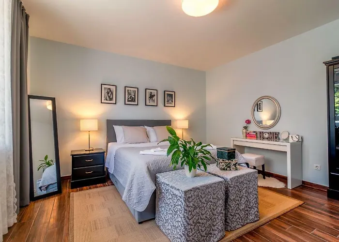 Adriatic Apartamento *